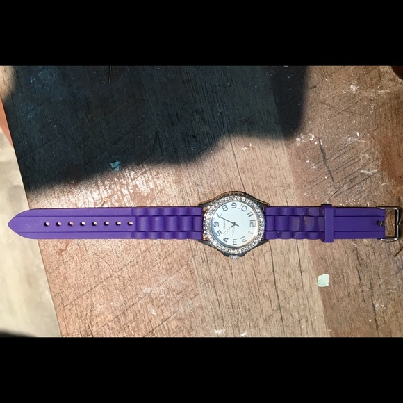 Watch - Picture 2 of 2